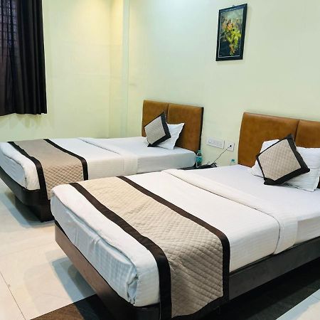 Jmc Hotel Lavish Akolia Kültér fotó