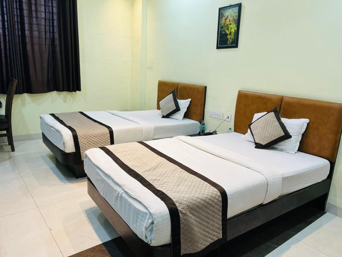 Jmc Hotel Lavish Akolia Kültér fotó