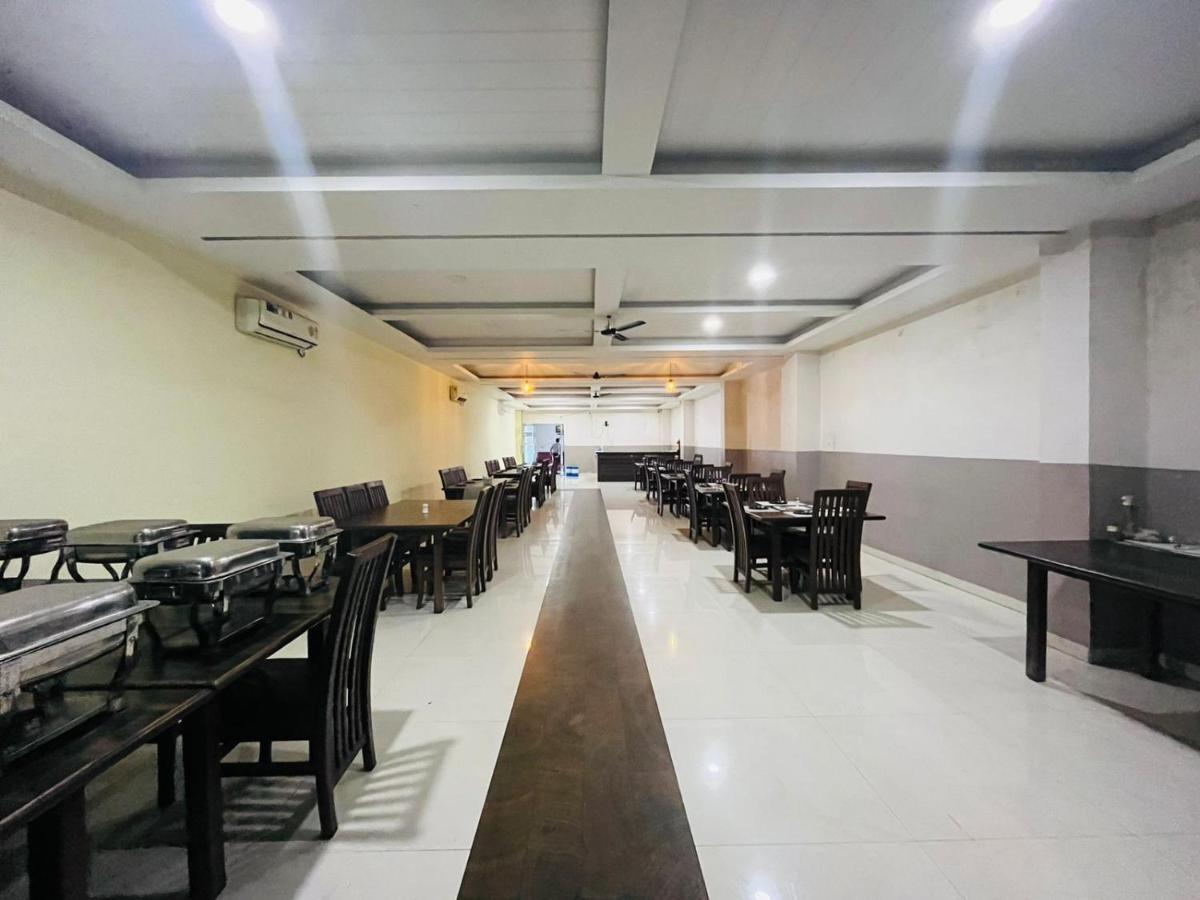 Jmc Hotel Lavish Akolia Kültér fotó