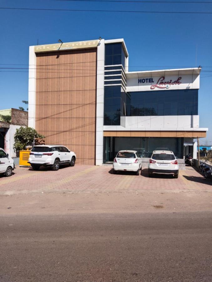 Jmc Hotel Lavish Akolia Kültér fotó